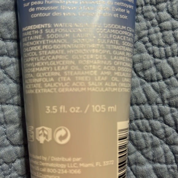 Face wash - Picture 3 of 3